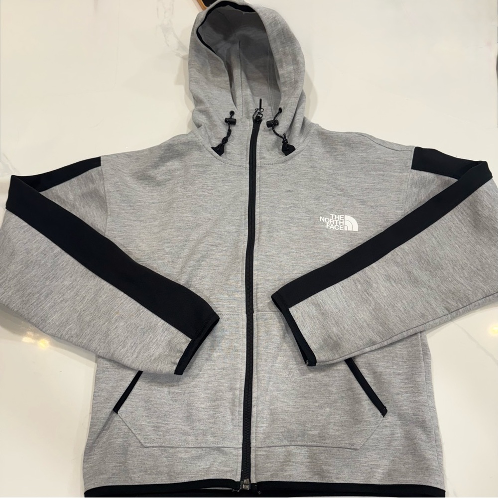 The North Face Women’s TNF Tech Full-Zip‎ Hoodie Size XS